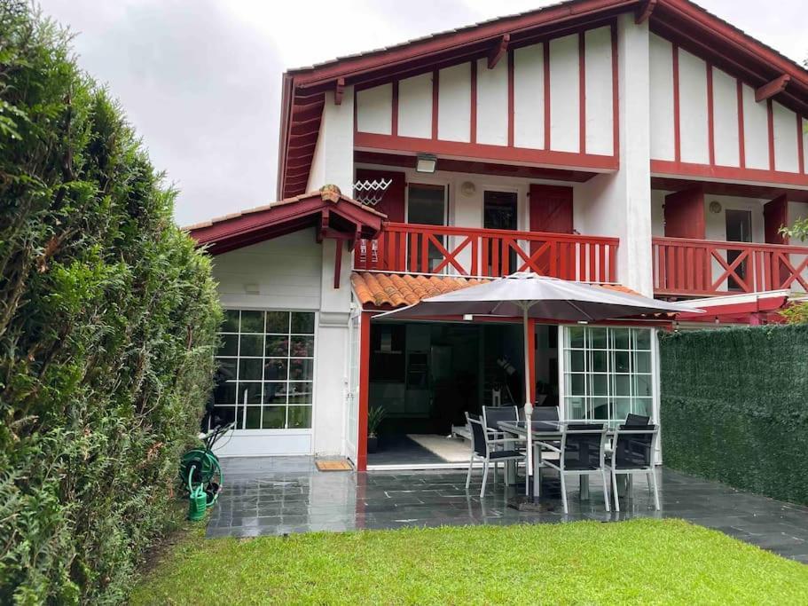 Casa Romantica En Hendaya Villa Kültér fotó